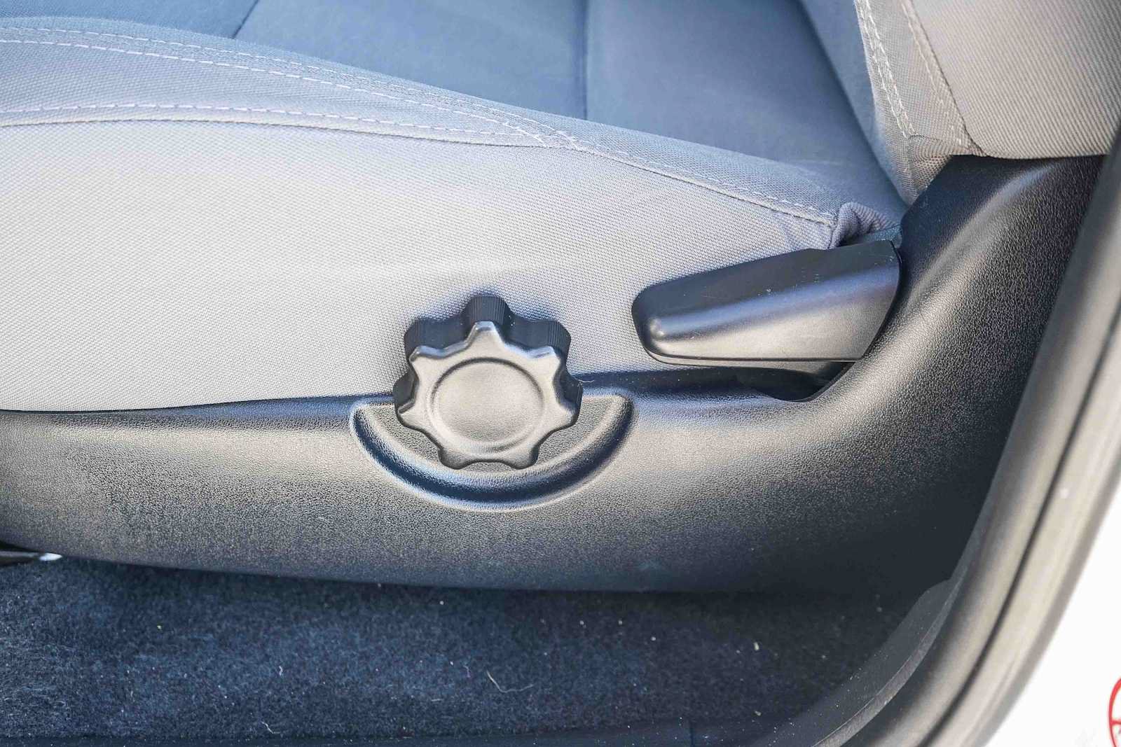 Used 2019 Toyota Tacoma SR5 RWD image 20