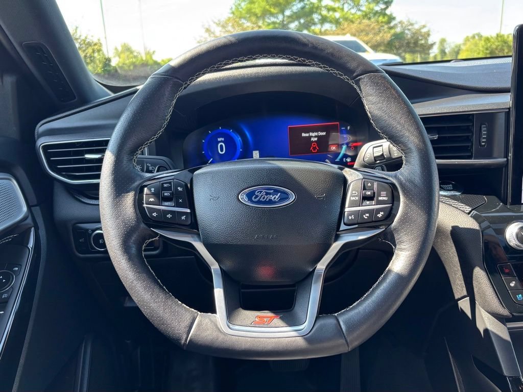 Used 2023 Ford Explorer ST w/ Equipment Group 401A AWD/4WD image 29