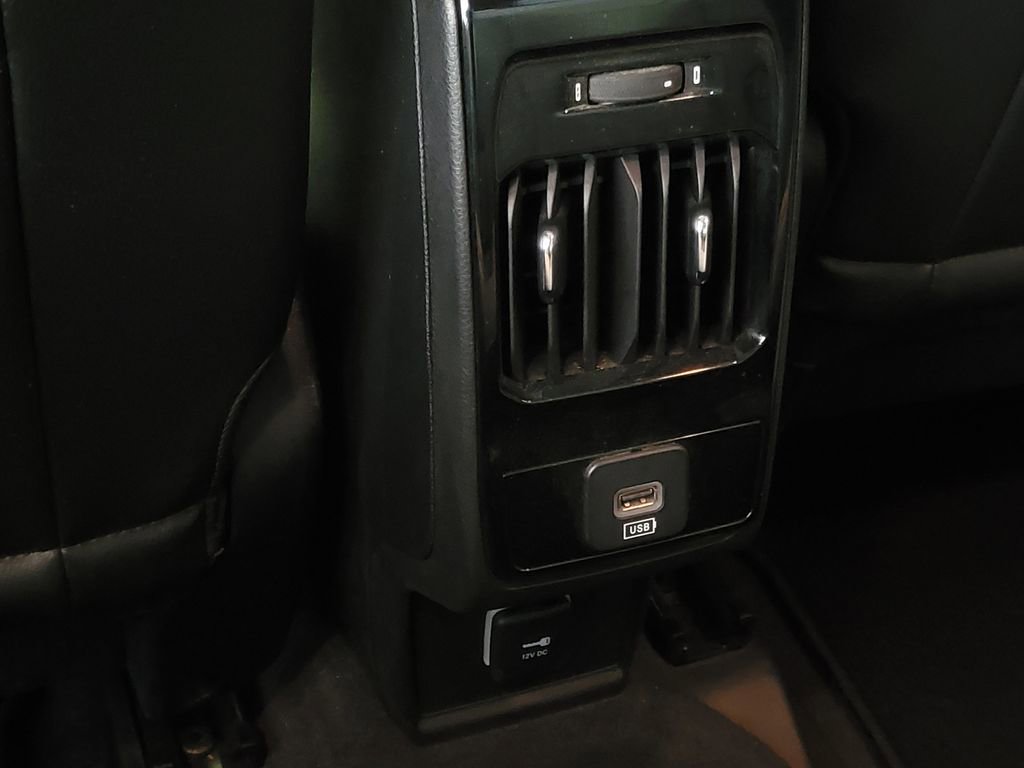 Used 2022 Jeep Compass Limited image 31