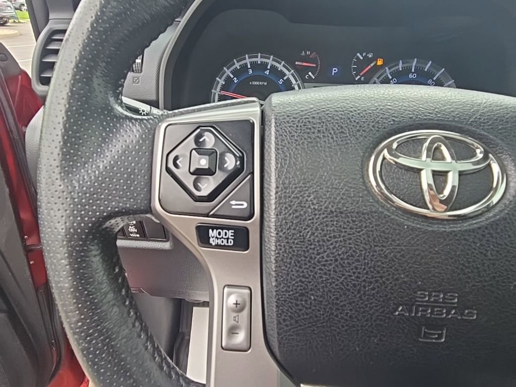 Used 2018 Toyota 4Runner SR5 Premium image 12
