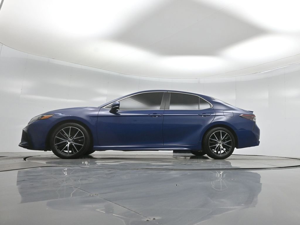 Used 2023 Toyota Camry SE w/ Cold Weather Package image 47