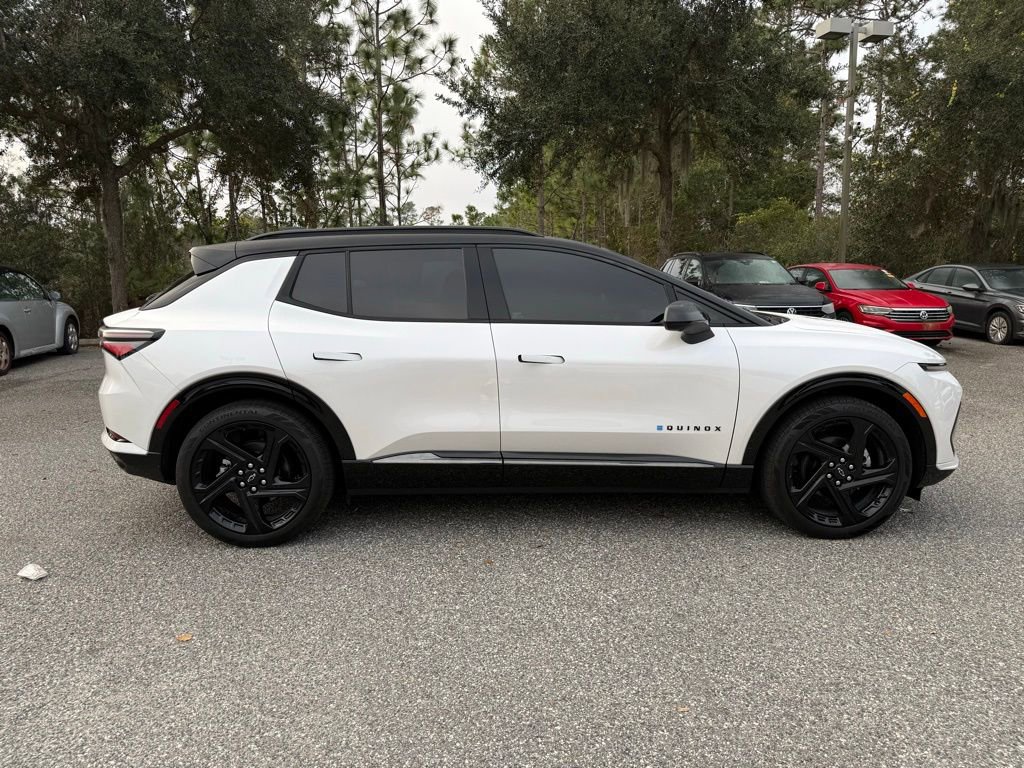 Used 2025 Chevrolet Equinox EV RS image 9