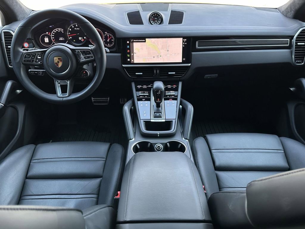 Certified 2023 Porsche Cayenne Turbo image 16