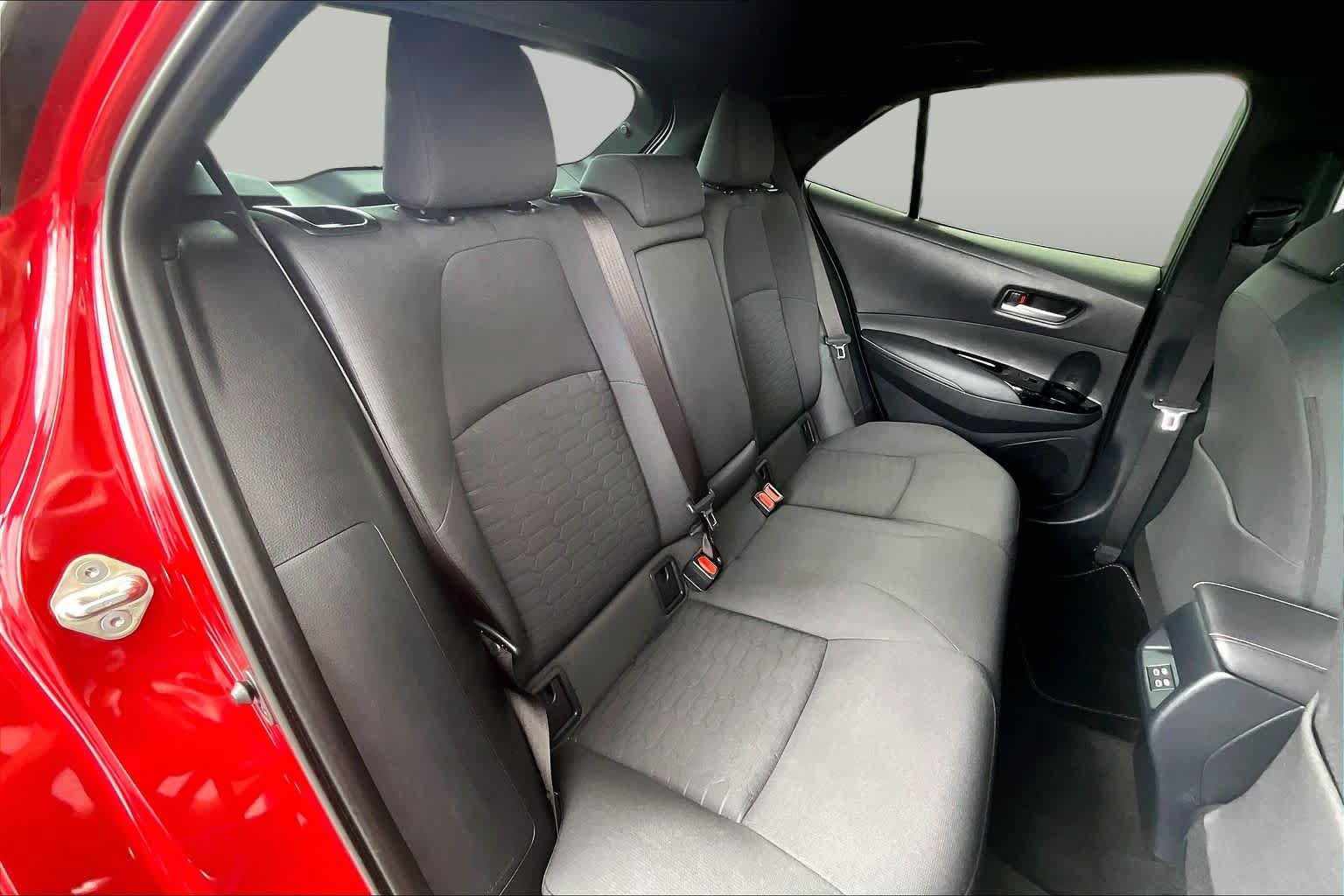 Used 2025 Toyota Corolla SE FWD image 20