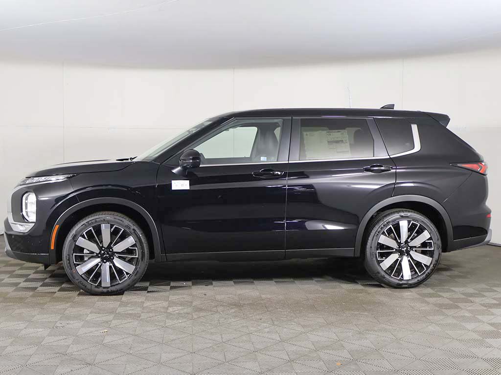 New 2026 Mitsubishi Outlander SE FWD image 19