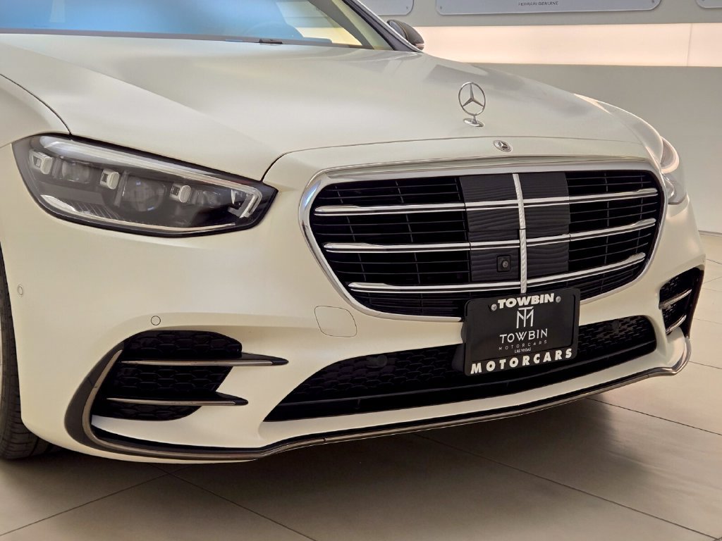 Used 2023 Mercedes-Benz S 580 4MATIC Sedan w/ AMG Line image 4