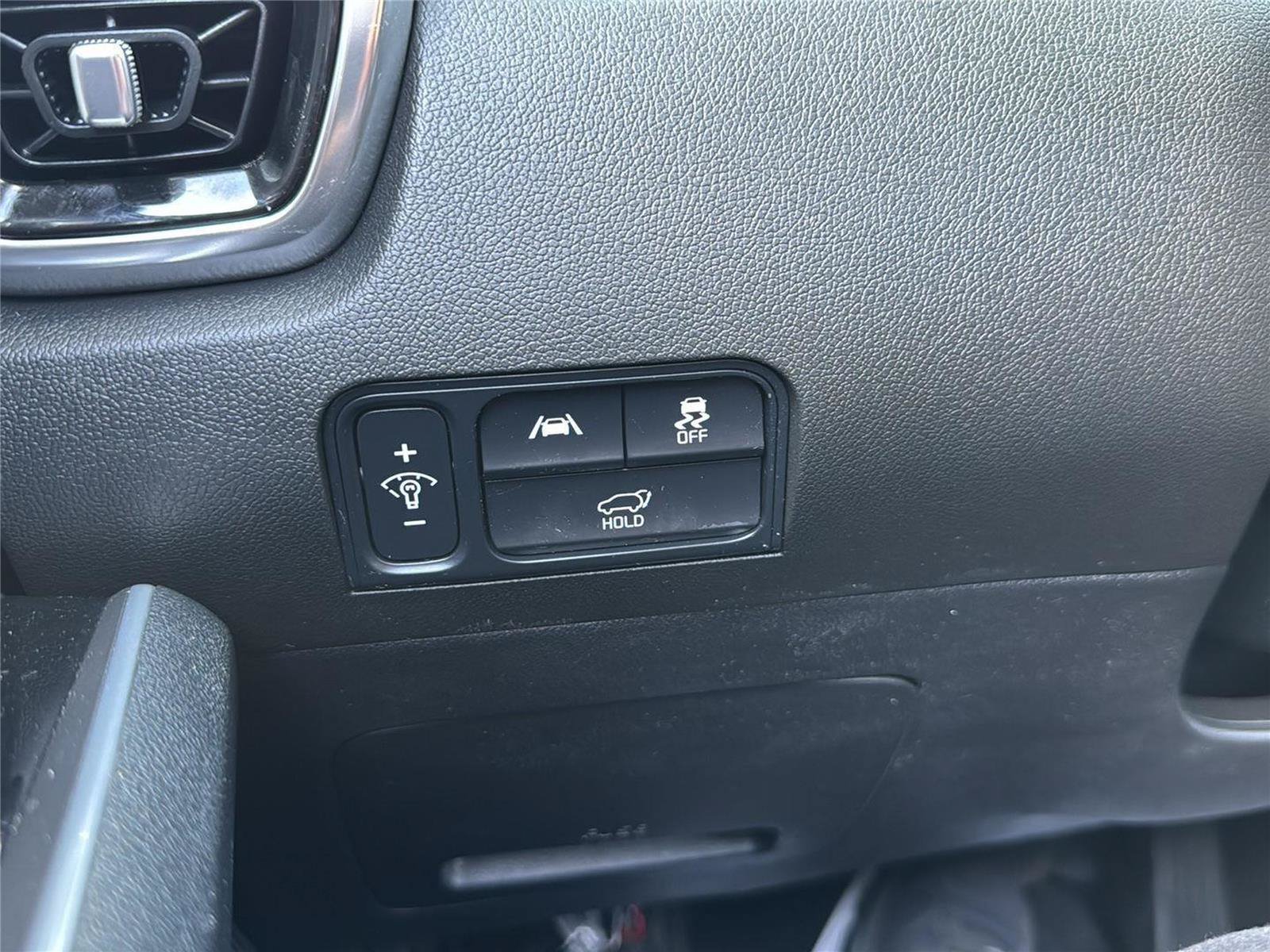 Used 2023 Kia Sorento SX AWD/4WD image 19