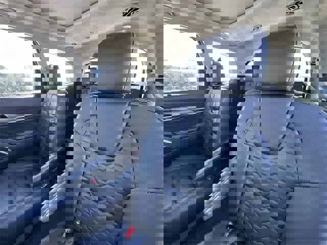 Used 2020 Kia Telluride SX w/ SX Prestige Package image 18