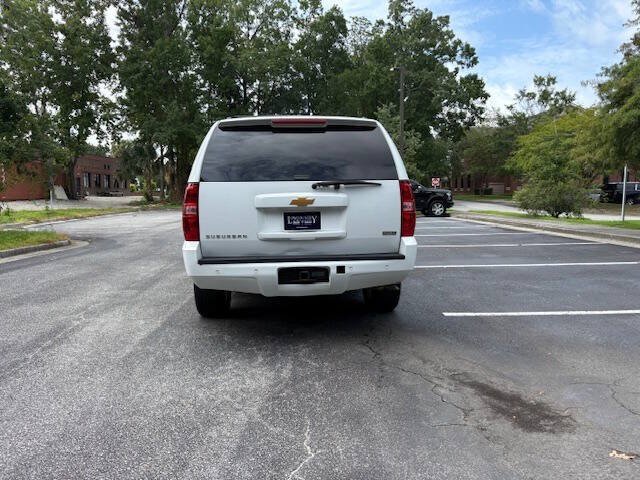 Used 2012 Chevrolet Suburban LT RWD image 6