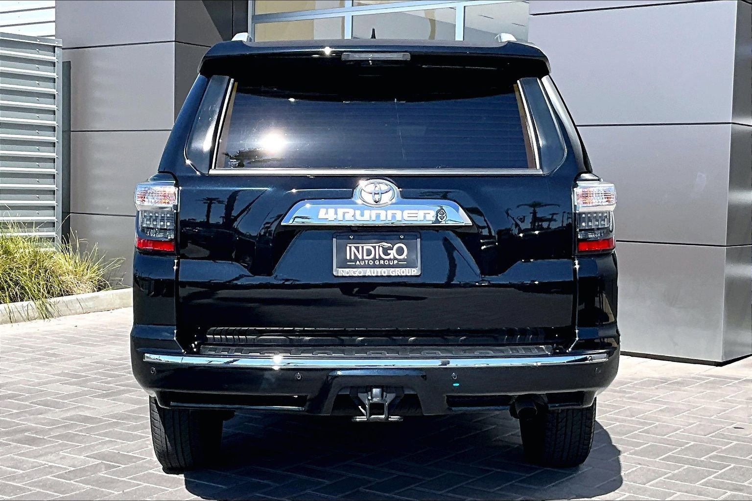 Used 2023 Toyota 4Runner Limited image 4