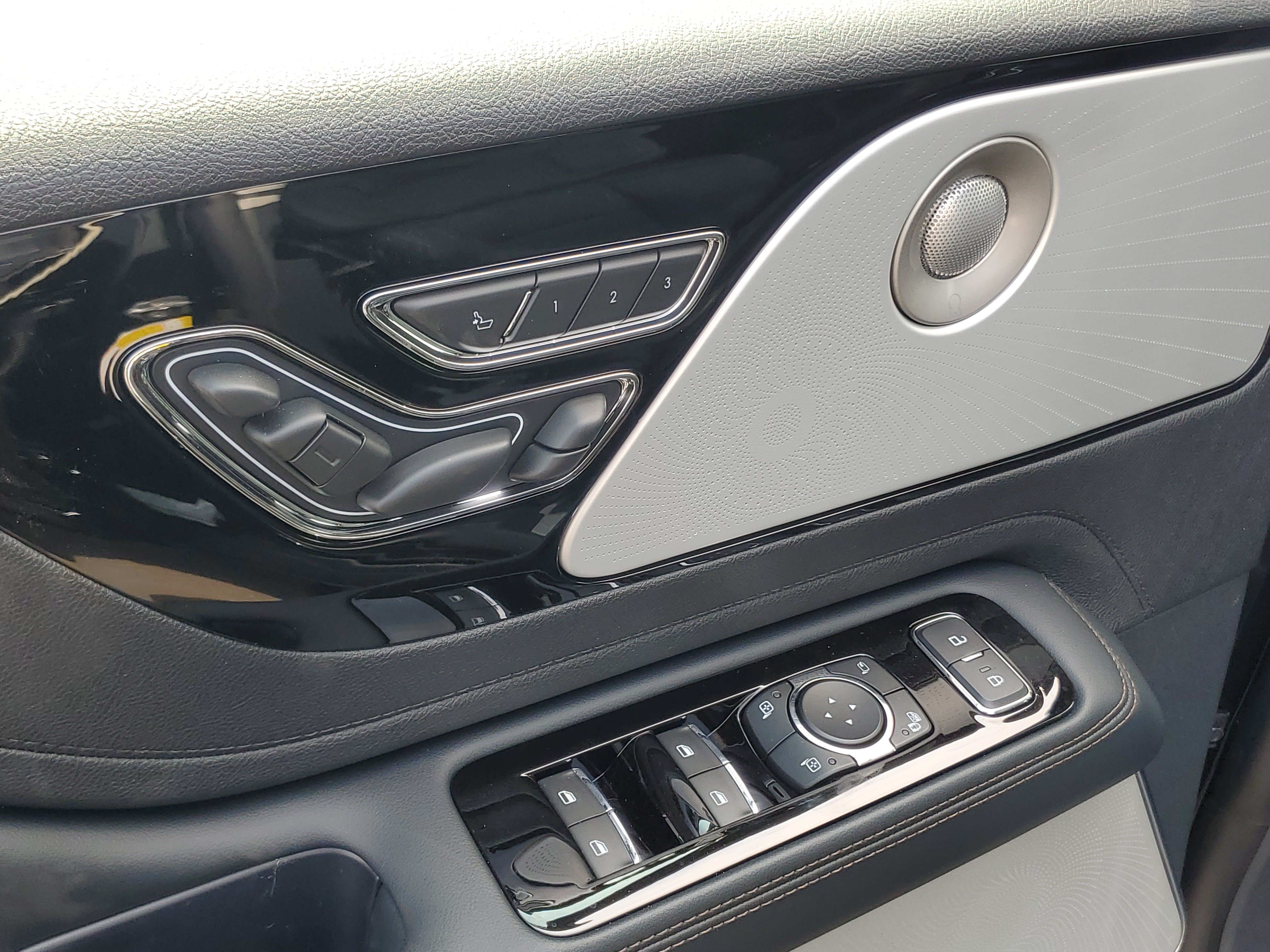 New 2026 Lincoln Aviator Reserve AWD/4WD image 10