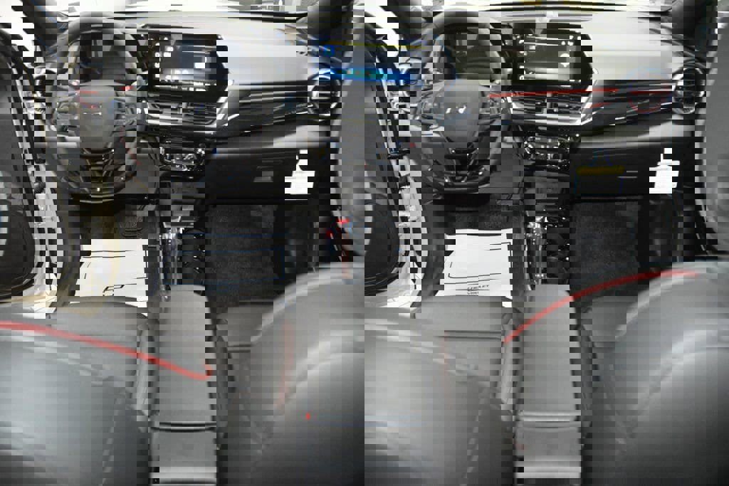 New 2026 Chevrolet Trax RS w/ Sunroof Package image 29