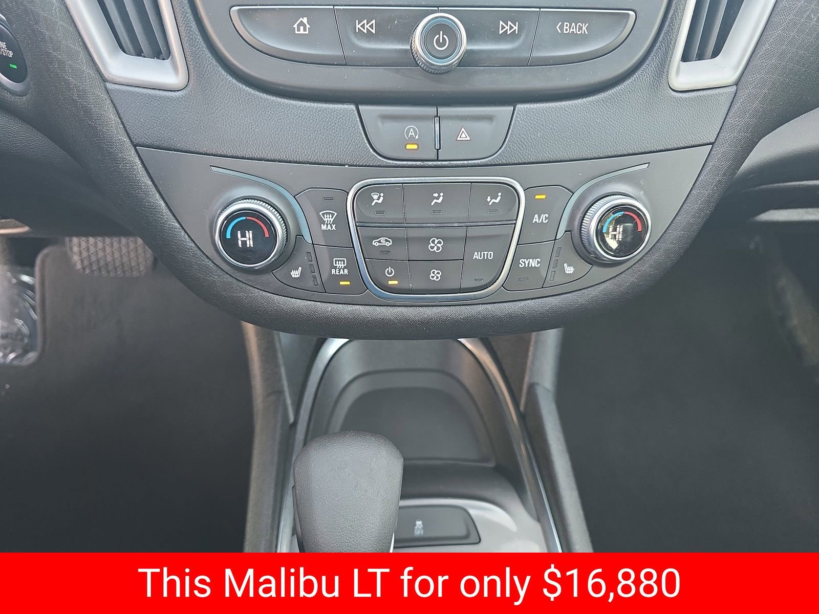 Used 2023 Chevrolet Malibu LT image 30