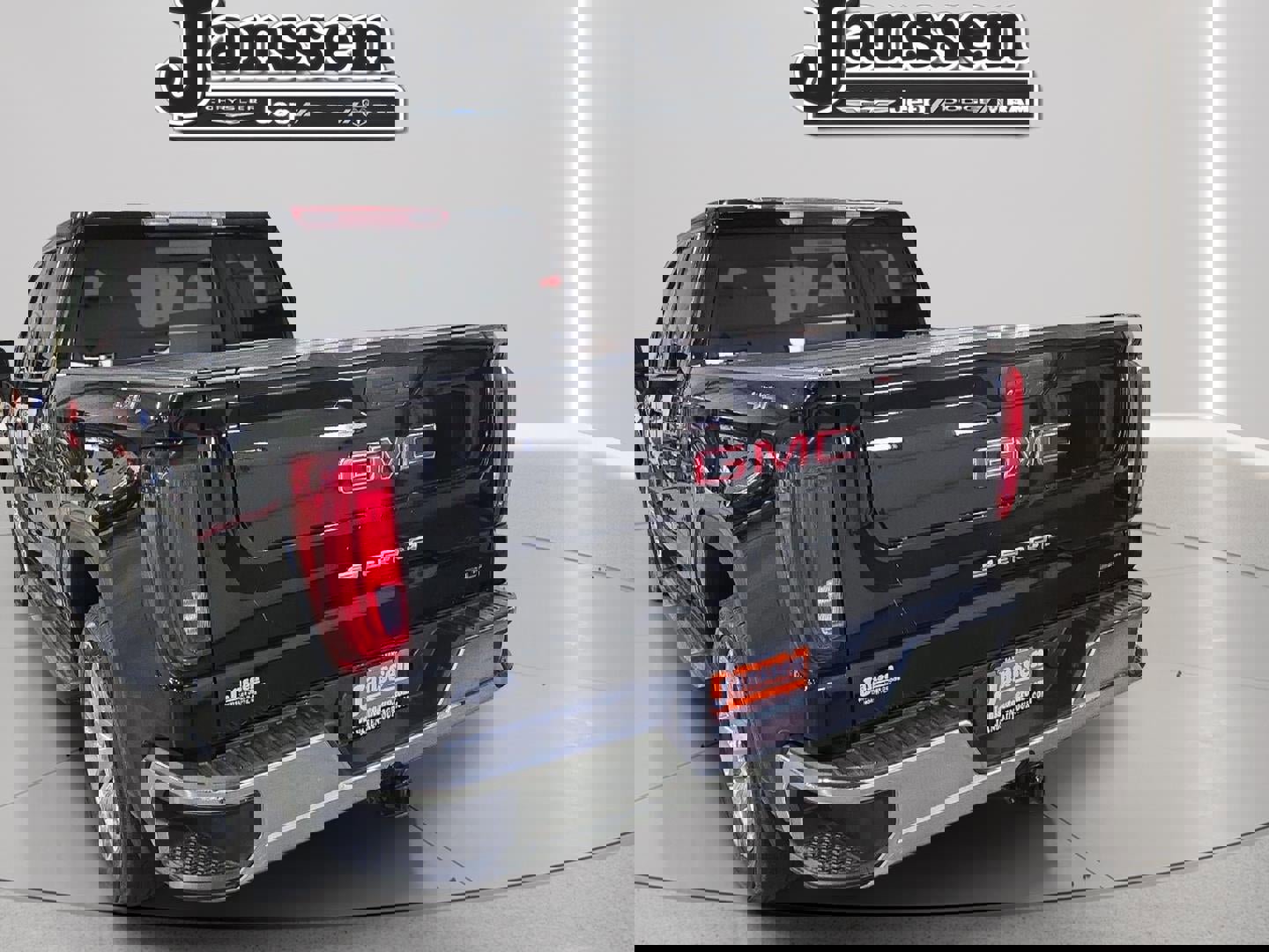 Used 2022 GMC Sierra 1500 SLT image 4