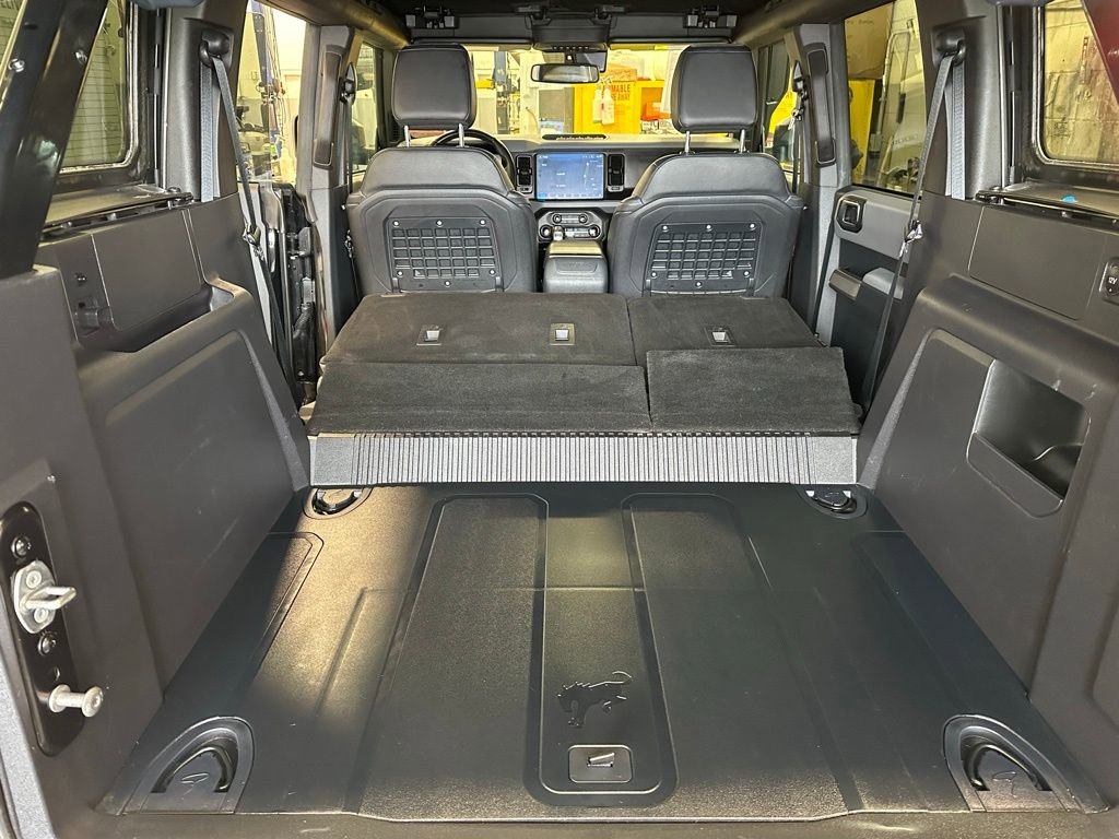 Used 2022 Ford Bronco Everglades image 32