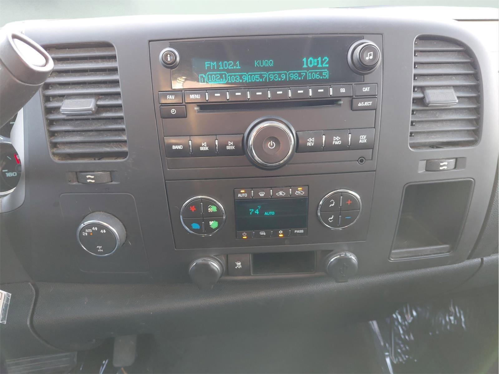 Used 2011 Chevrolet Silverado 1500 LT w/ All-Star Edition image 16