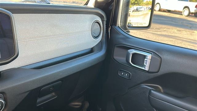 Used 2024 Jeep Wrangler Unlimited w/ Convenience Group image 20