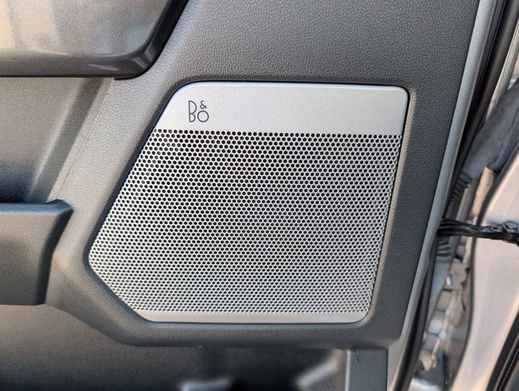 Certified 2021 Ford F150 XLT w/ Equipment Group 302A High image 19