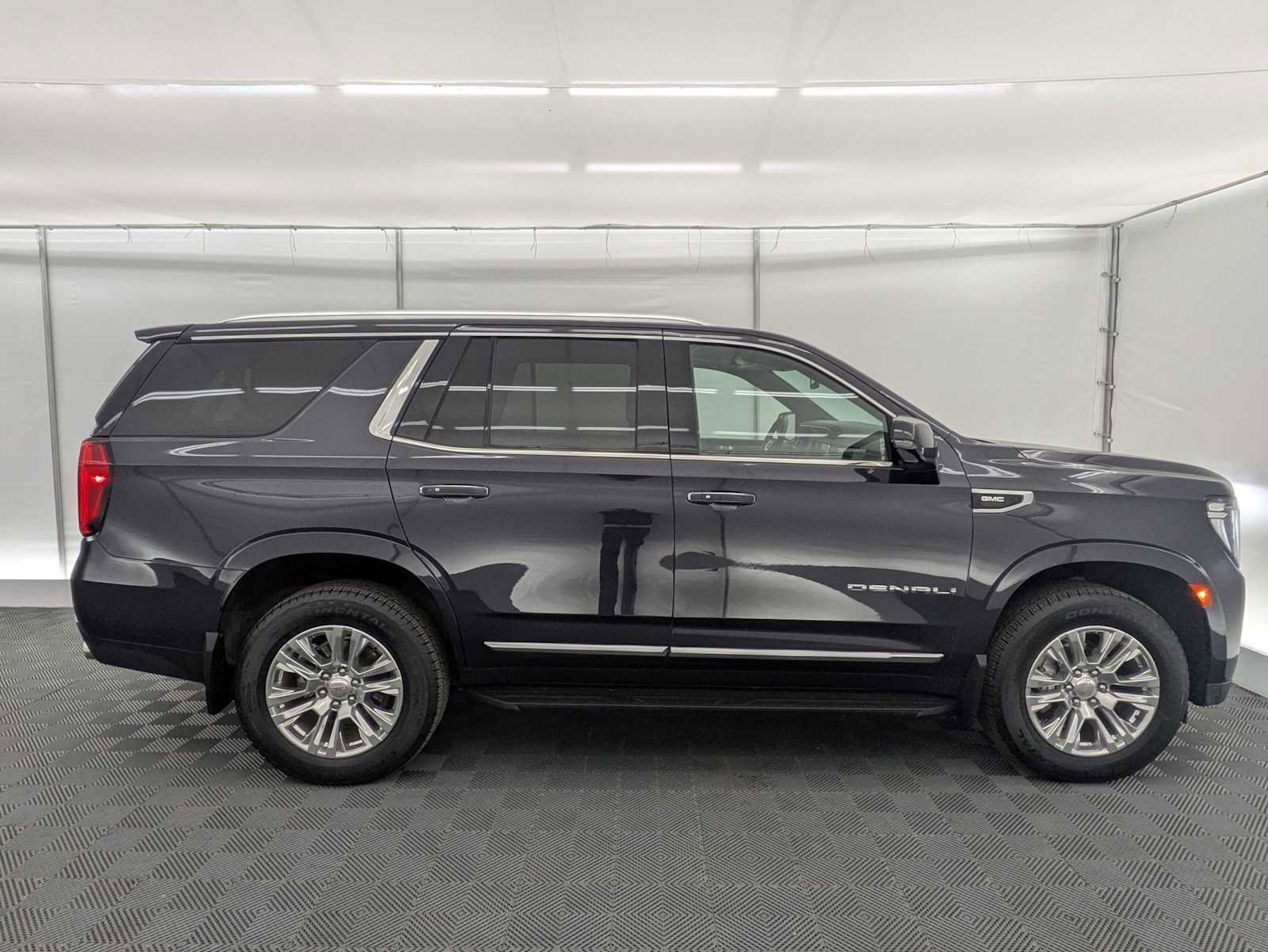 Used 2024 GMC Yukon Denali w/ Max Trailering Package image 7