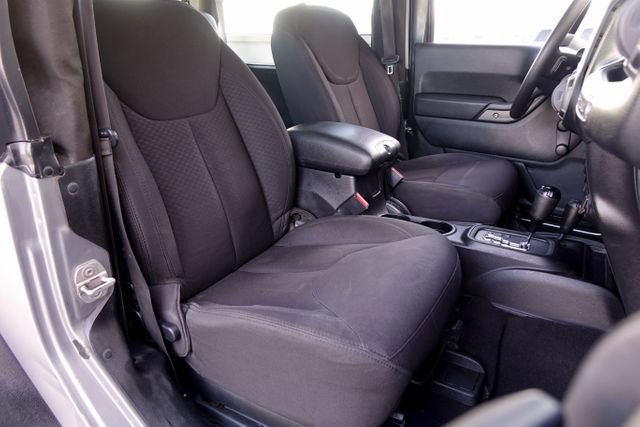 Used 2013 Jeep Wrangler Sport image 33