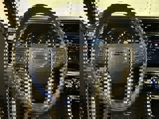 Used 2023 GMC Sierra 1500 Denali Ultimate image 8