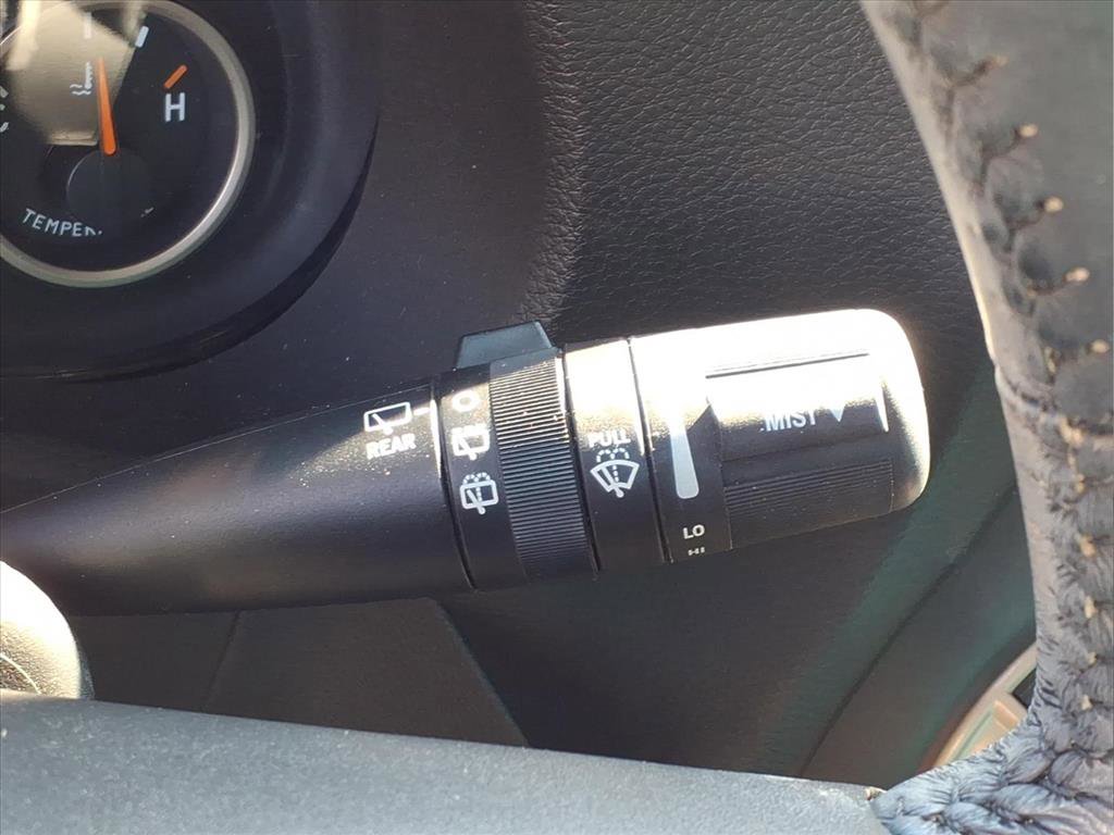 Used 2017 Jeep Wrangler 75th Anniversary image 29