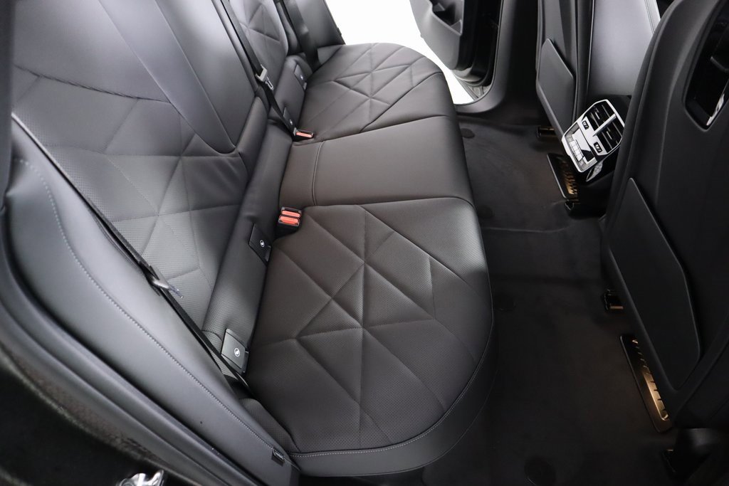 New 2025 BMW iX xDrive50 w/ Premium Package image 15