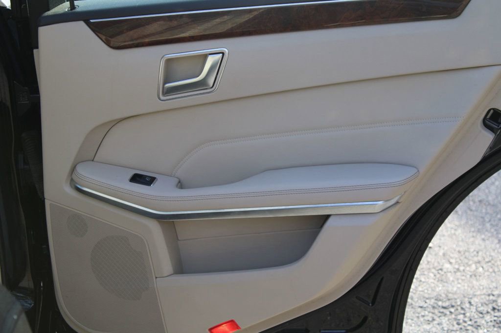 Used 2014 Mercedes-Benz E 350 4dr Sedan E350 RWD image 18