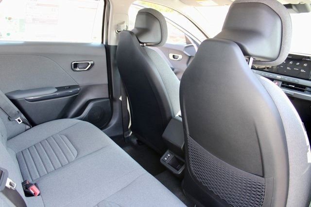 New 2025 Kia K4 EX FWD image 13