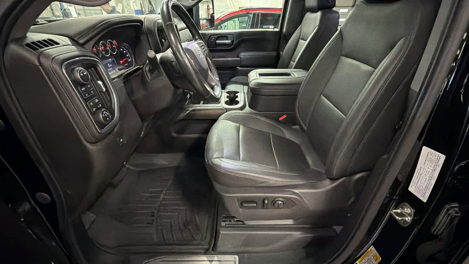 Used 2022 Chevrolet Silverado 2500 LTZ w/ LTZ Plus Package image 6