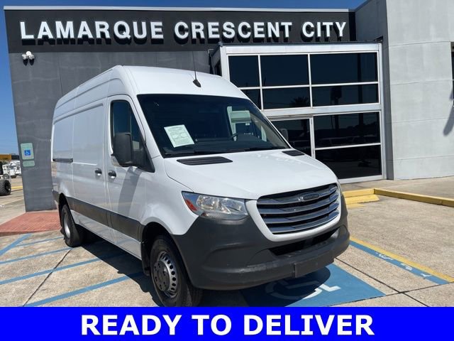Used 2019 Freightliner Sprinter 144 Cargo image 1
