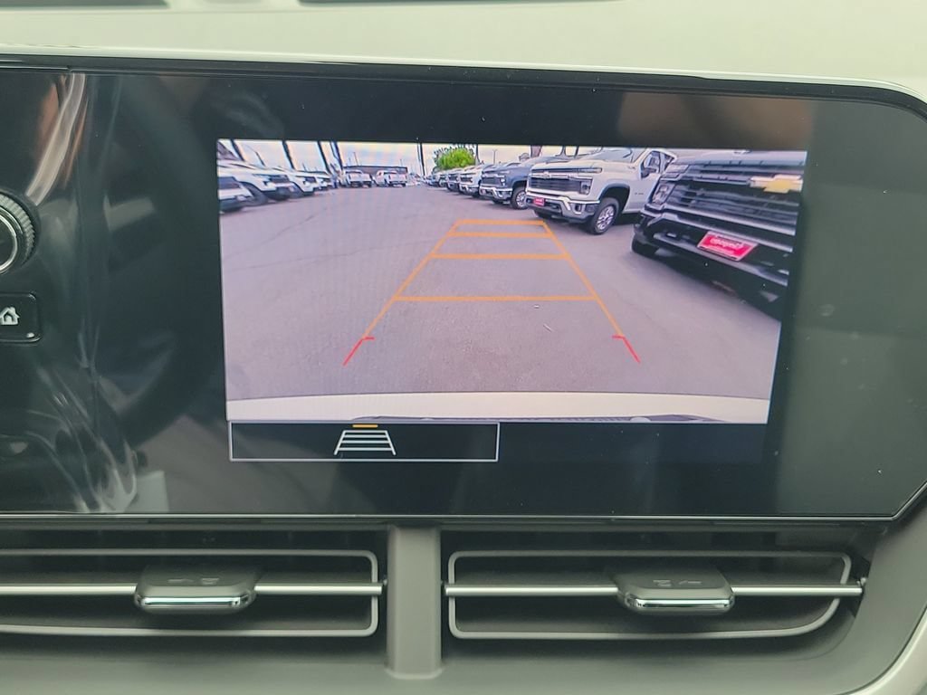 New 2026 Chevrolet Trax LS w/ LS Convenience Package FWD image 8