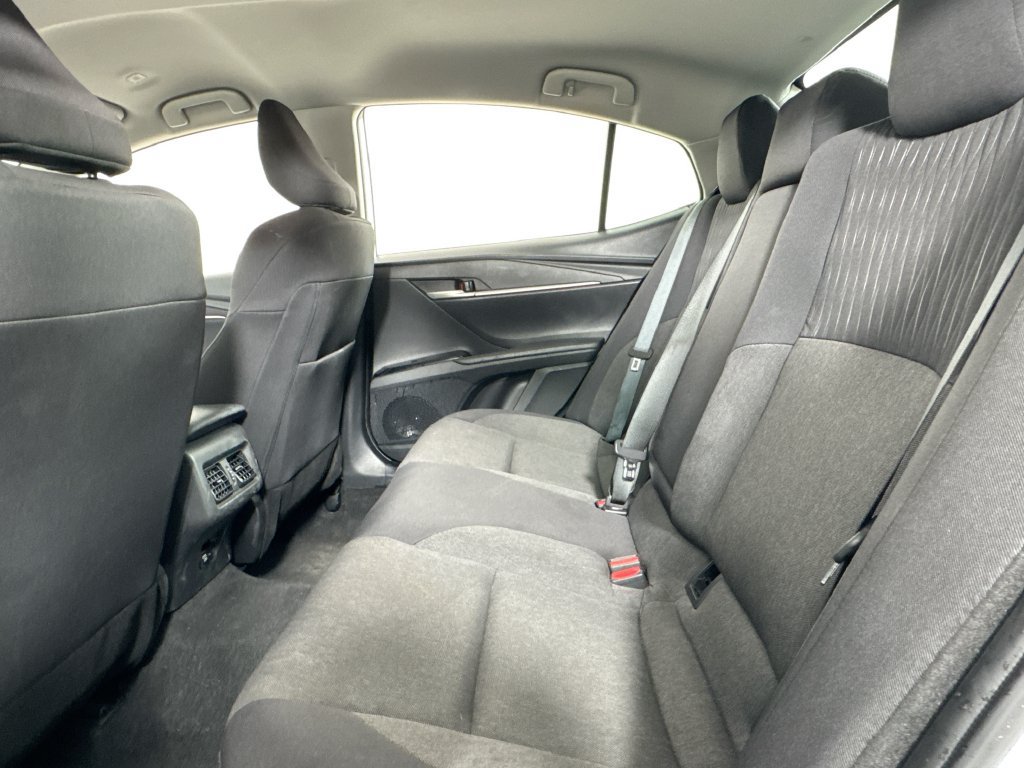 Used 2025 Toyota Camry LE FWD image 11