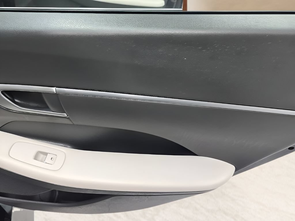 Certified 2025 Hyundai Sonata SEL FWD image 21