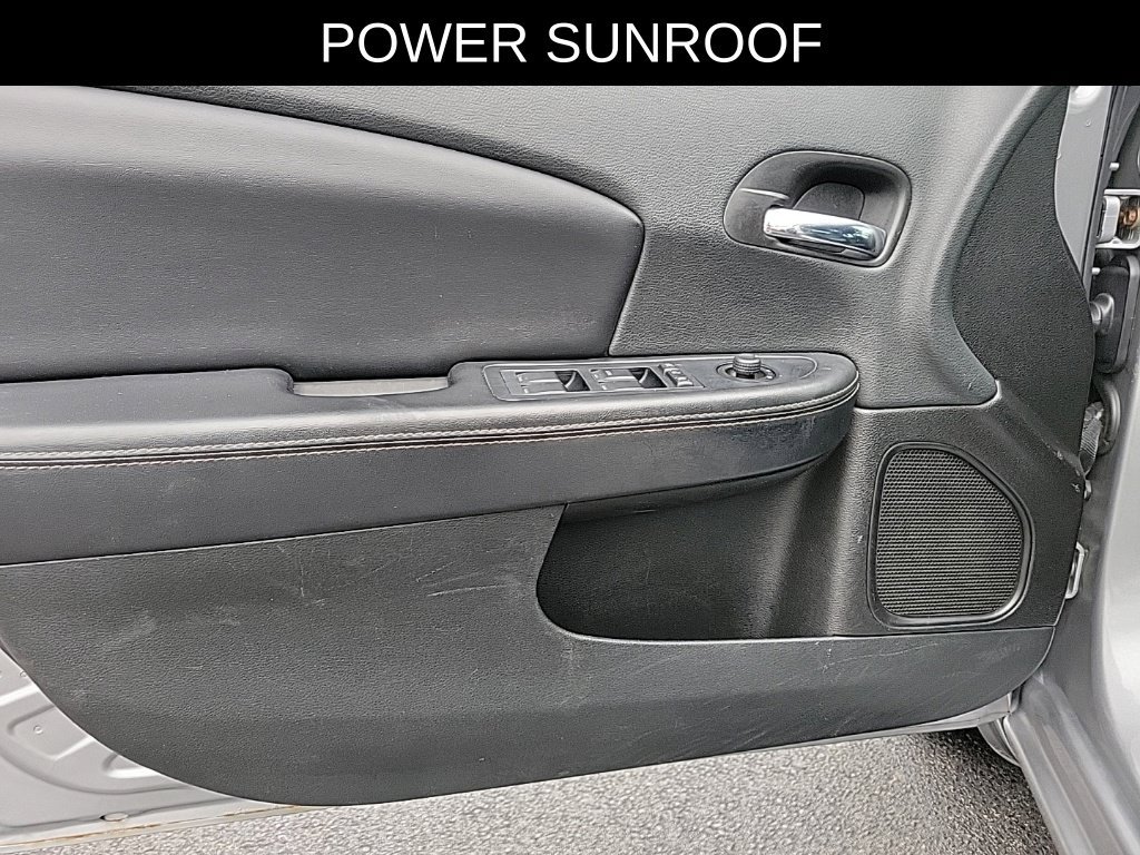 Used 2014 Dodge Avenger SXT FWD image 18