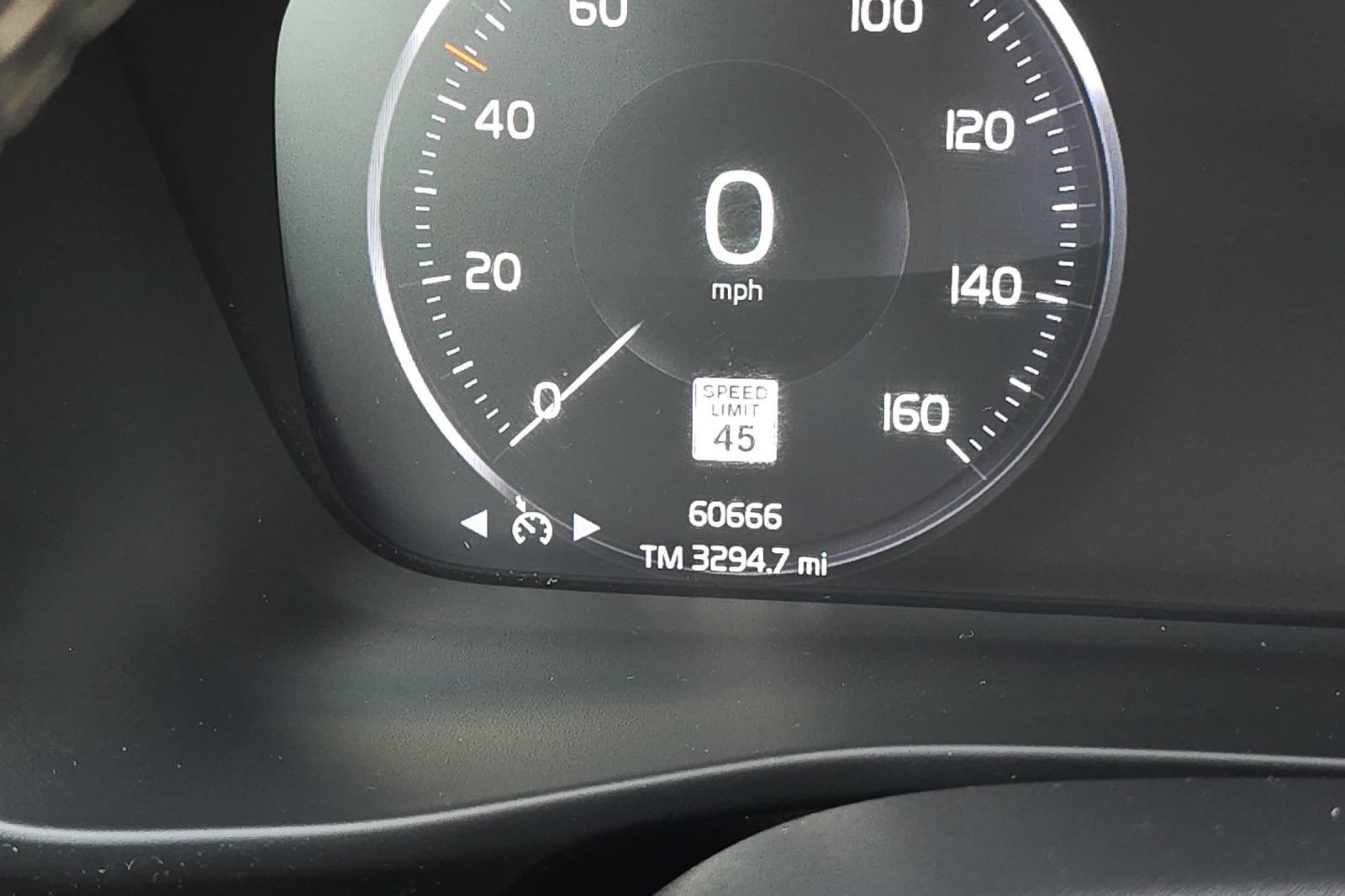 Used 2020 Volvo XC40 T5 R-Design w/ Protection Package AWD/4WD image 30