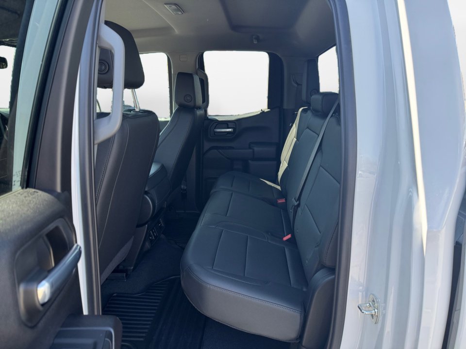 Certified 2025 GMC Sierra 1500 Pro w/ Graphite Edition image 16