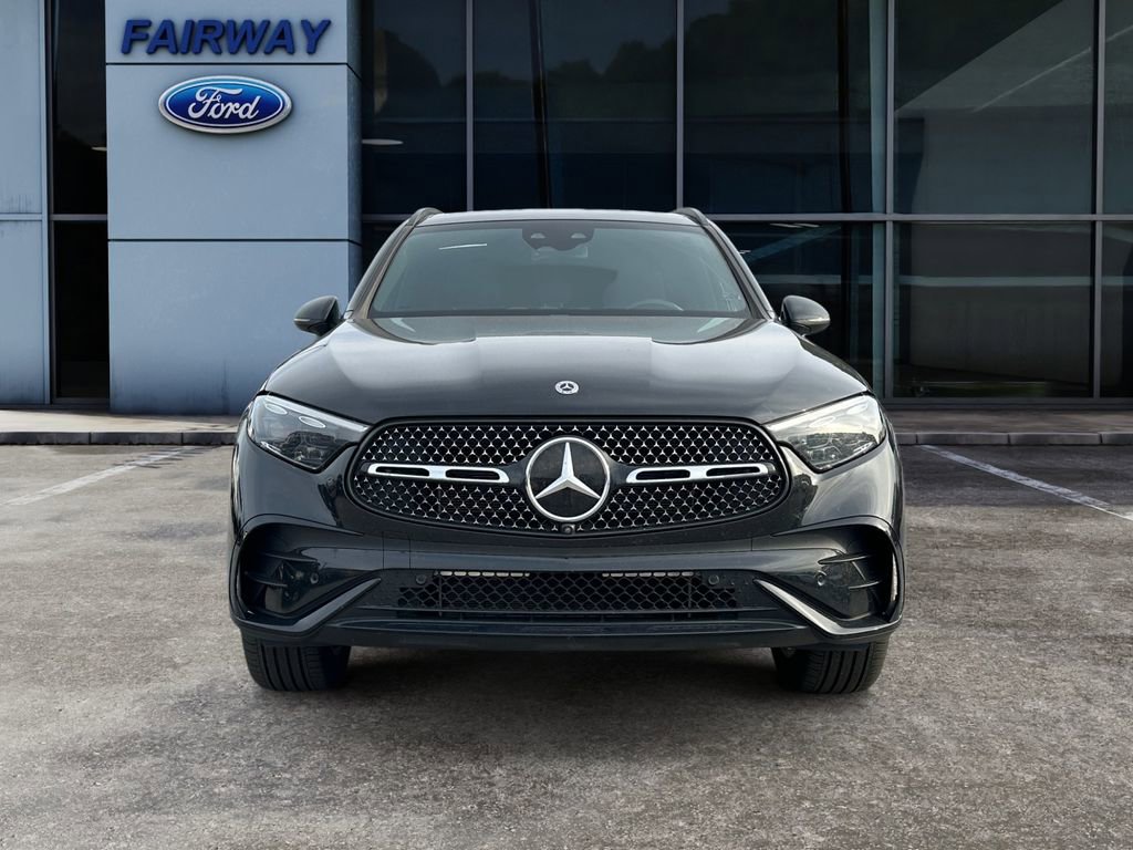 Used 2024 Mercedes-Benz GLC 300 image 2