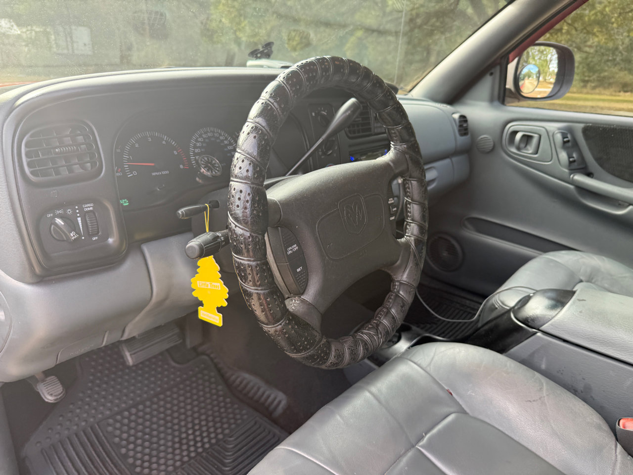 Used 1999 Dodge Dakota Sport image 16