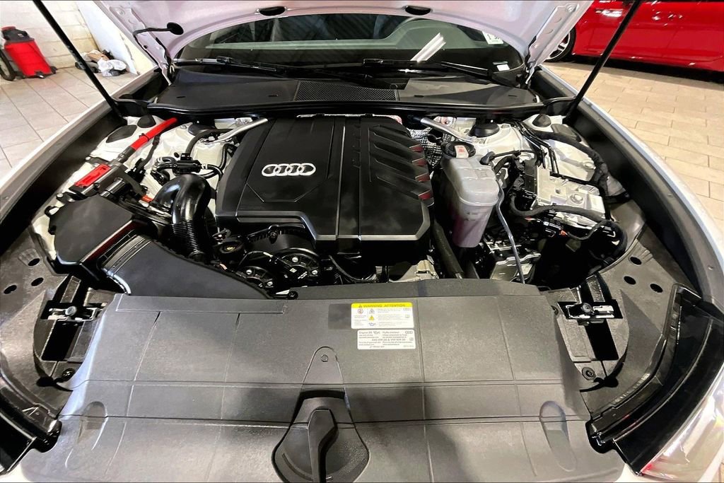 Used 2025 Audi A6 Premium Plus image 30