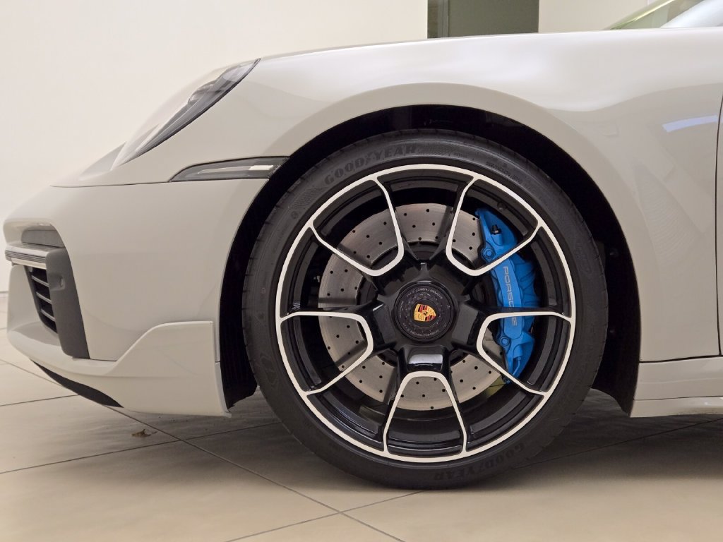 Used 2023 Porsche 911 Turbo AWD/4WD image 12