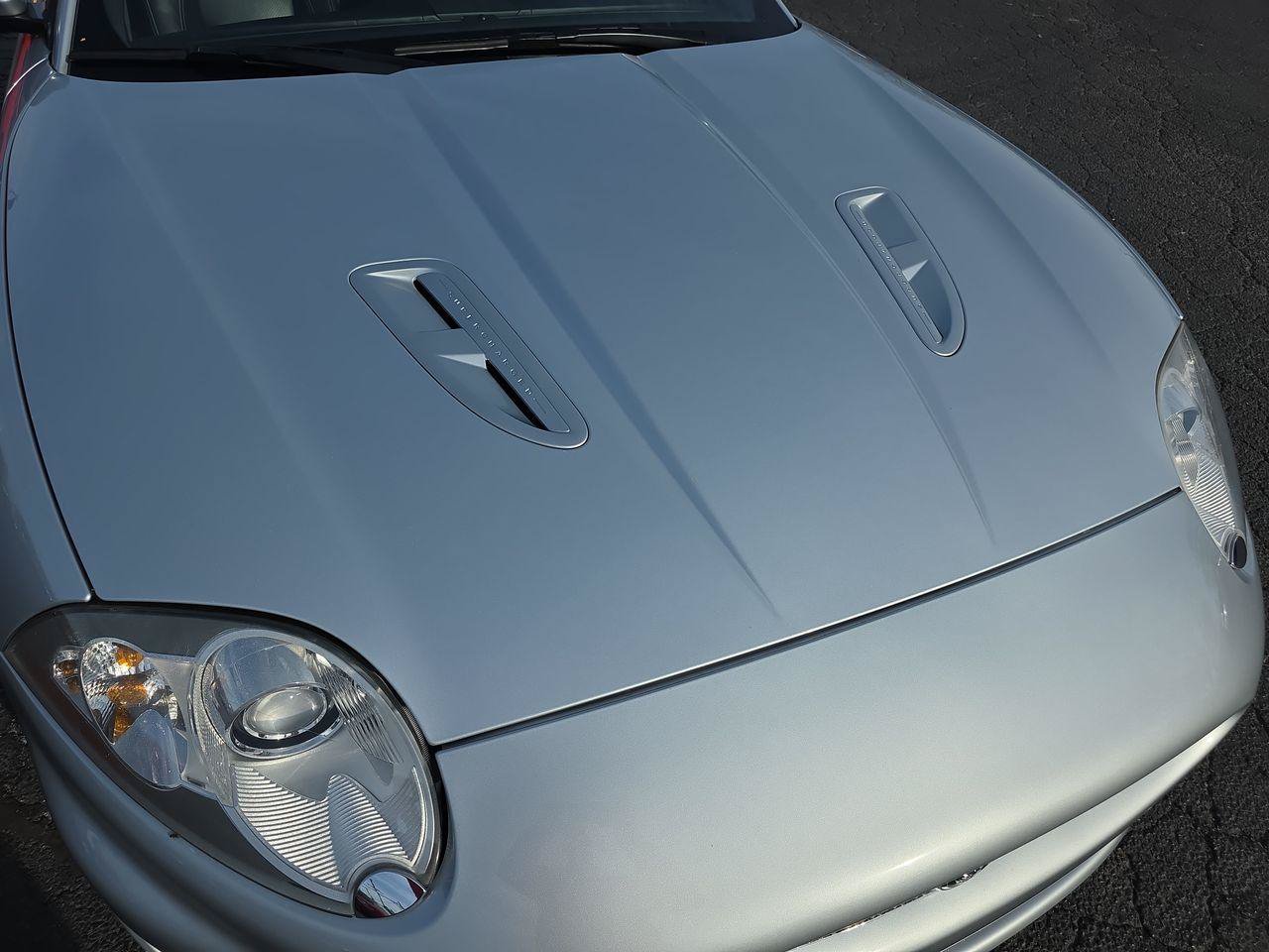 Used 2010 Jaguar XKR R RWD image 31