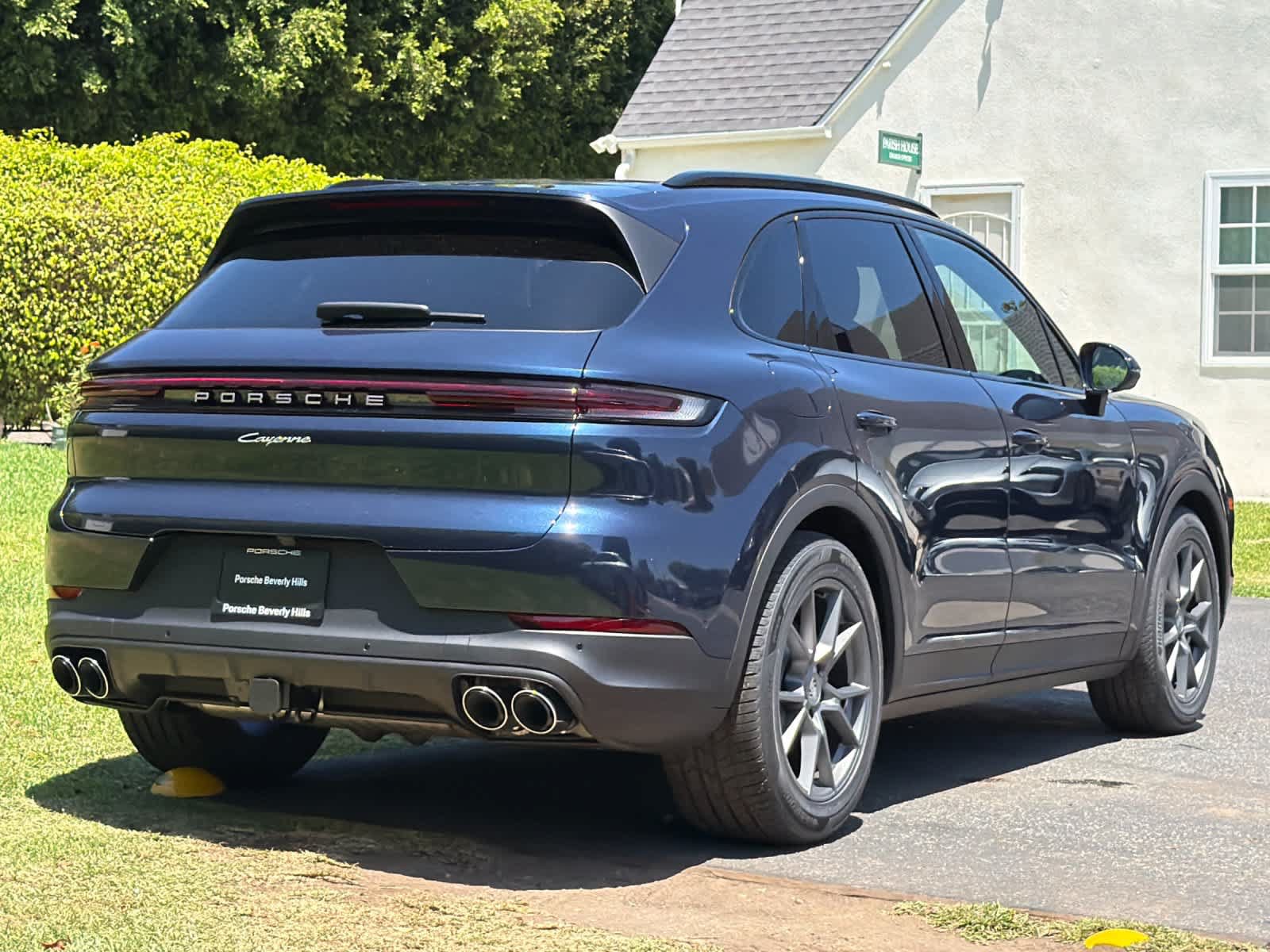 New 2026 Porsche Cayenne AWD/4WD image 8
