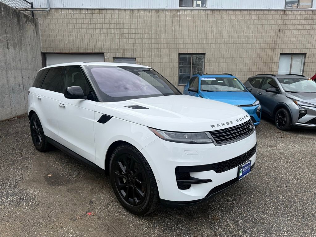 Used 2023 Land Rover Range Rover Sport SE image 8