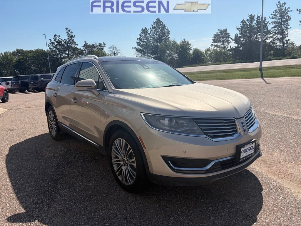 Used 2017 Lincoln MKX Reserve AWD/4WD image 7