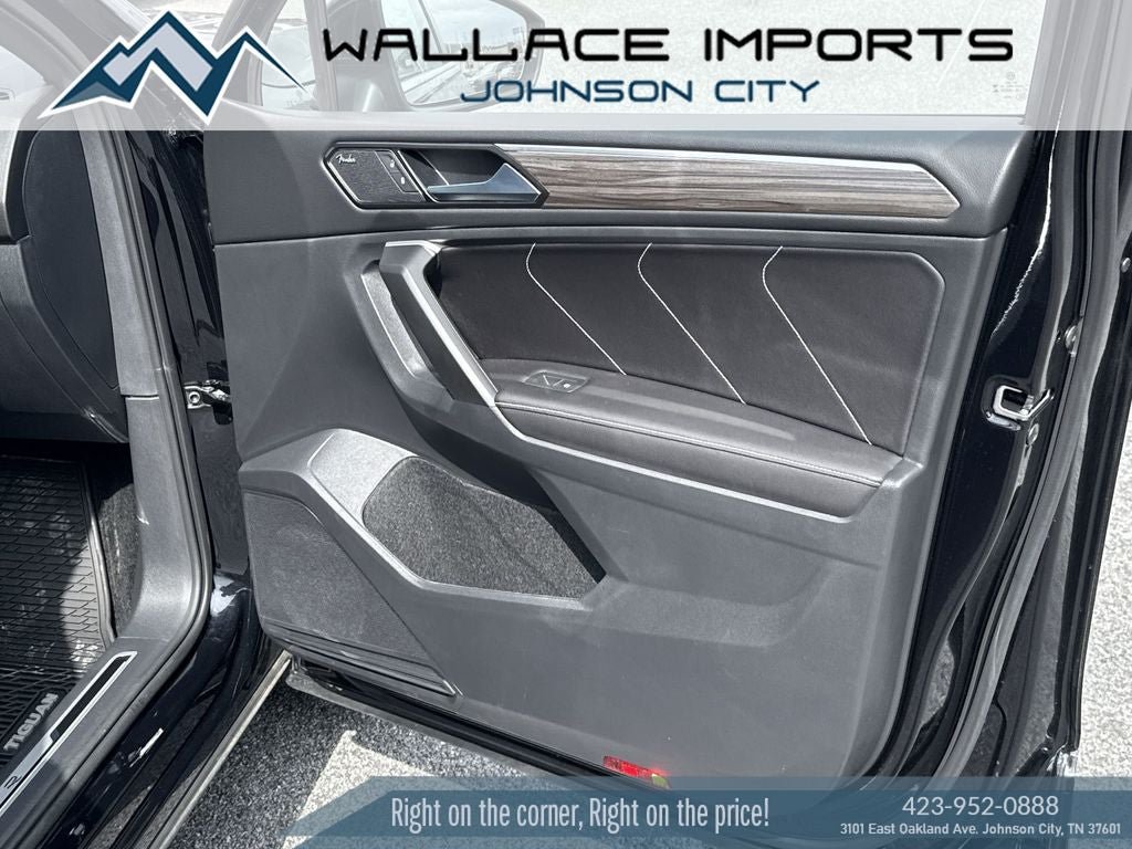 Used 2024 Volkswagen Tiguan SEL R-Line AWD/4WD image 37