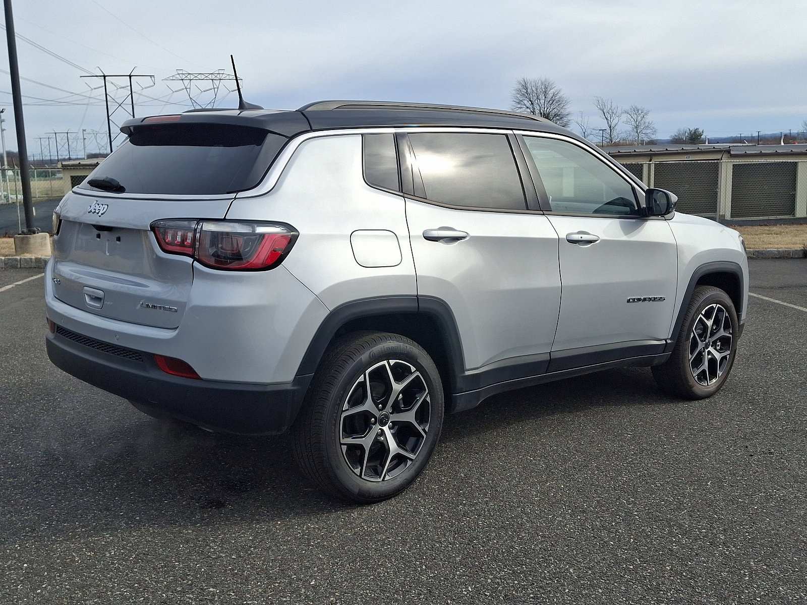 New 2025 Jeep Compass Limited w/ Sun & Sound Group image 4