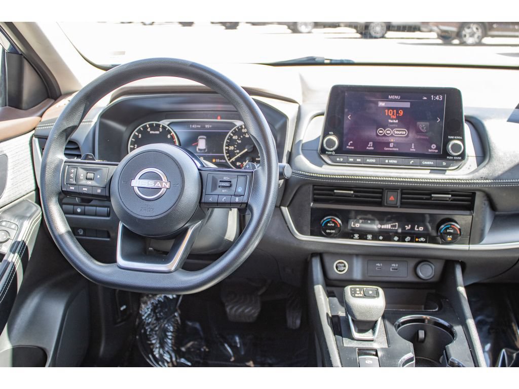 Used 2023 Nissan Rogue SV AWD/4WD image 23