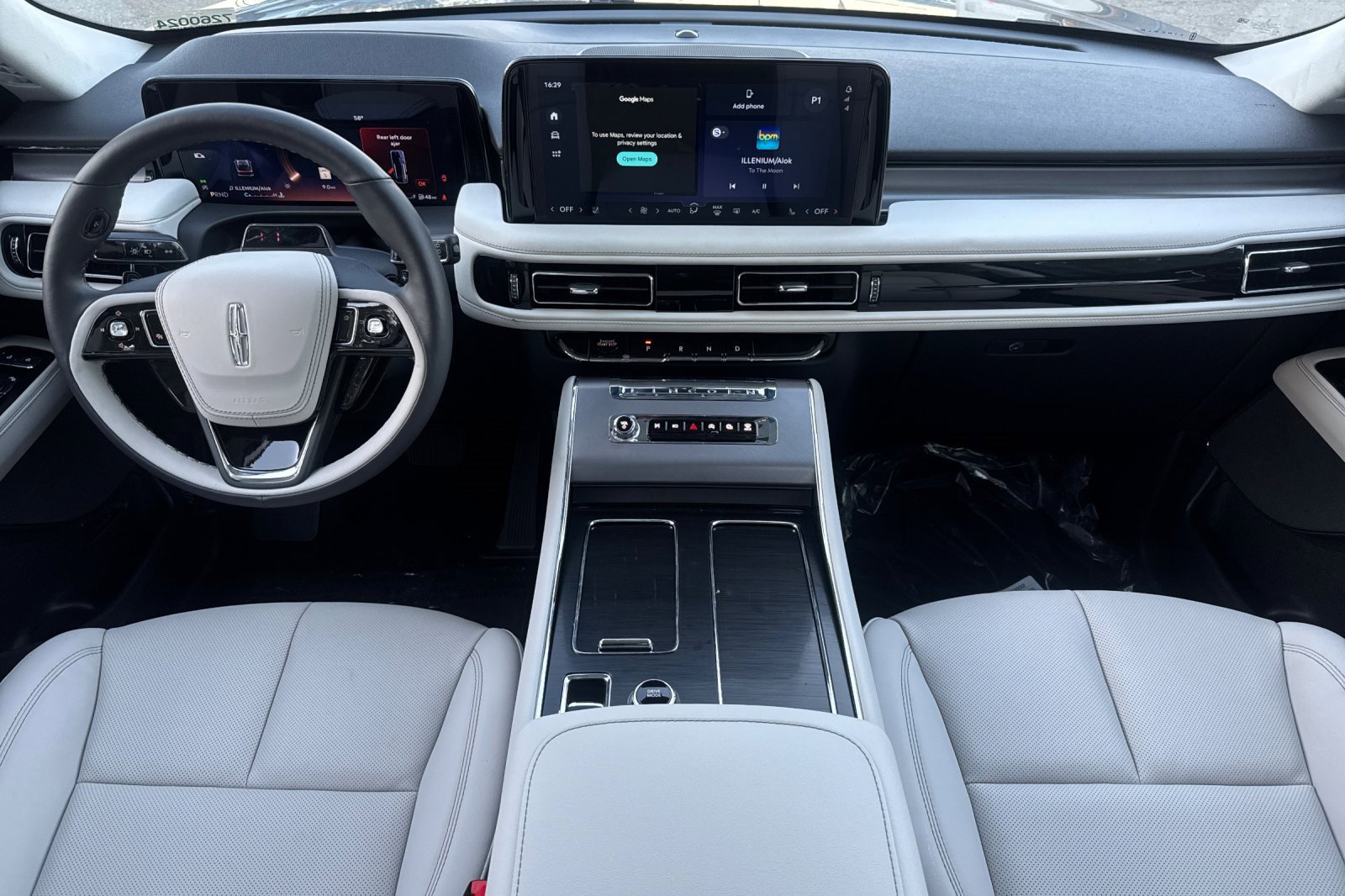 New 2026 Lincoln Aviator AWD w/ Jet Appearance Package image 11
