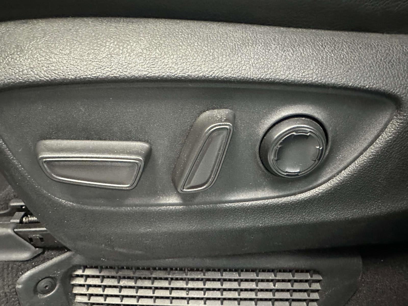 Certified 2023 Toyota Sienna XSE AWD/4WD image 22